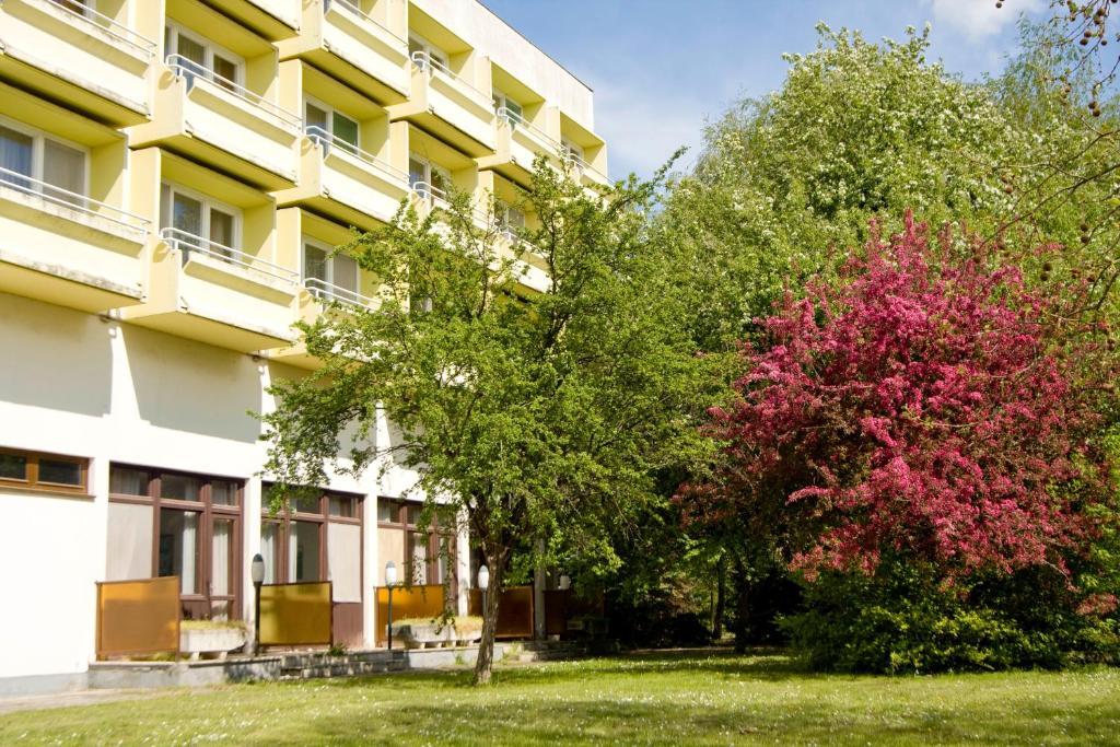 Balatonvilágos Club Aliga Retro Resort חדר תמונה