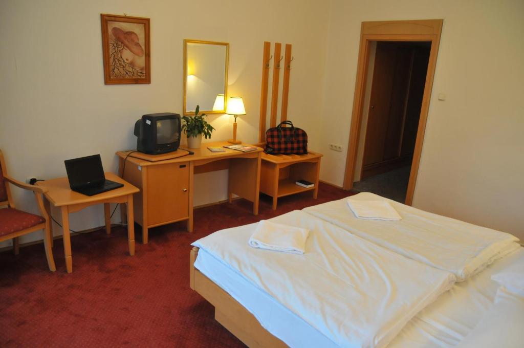 Balatonvilágos Club Aliga Retro Resort חדר תמונה