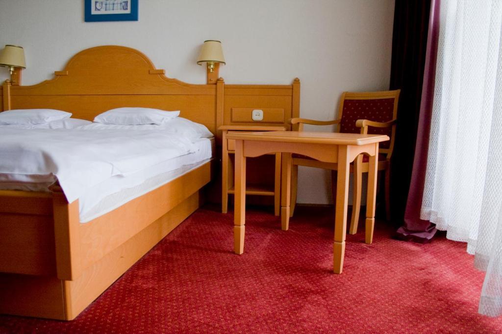 Balatonvilágos Club Aliga Retro Resort חדר תמונה