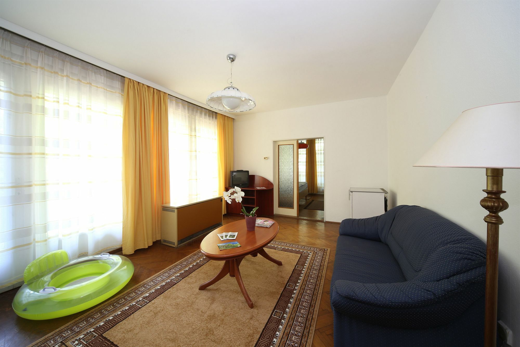 Balatonvilágos Club Aliga Retro Resort מראה חיצוני תמונה